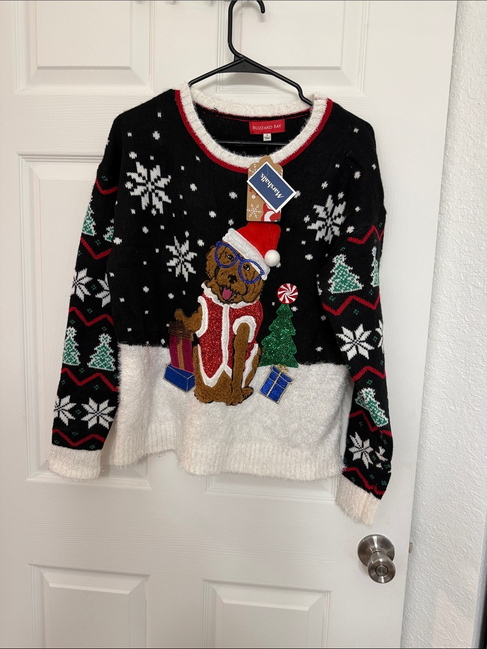 Blizzard Bay Women's Black & White Holiday Dog Crew Neck Sweater, Christmas 🎄
